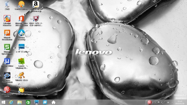 Lenovo G500のデスクトップ。ノートPCでは一般的な1366×768ドットの解像度を採用