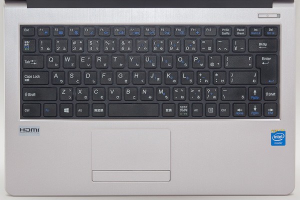 「LuvBook B」のキーボード。キーピッチは約19mm
