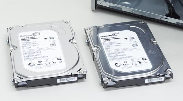 試用機で使われていた1TB HDD×2