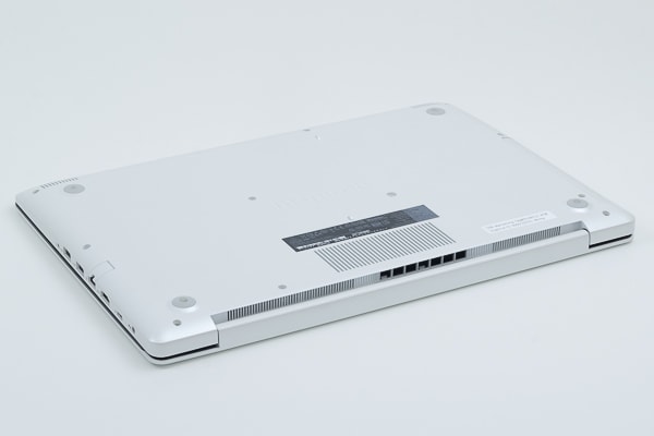 Inspiron 15 5000の分解