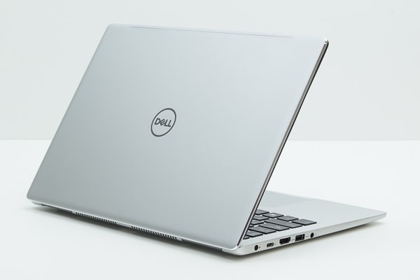 Inspiron 13 7000