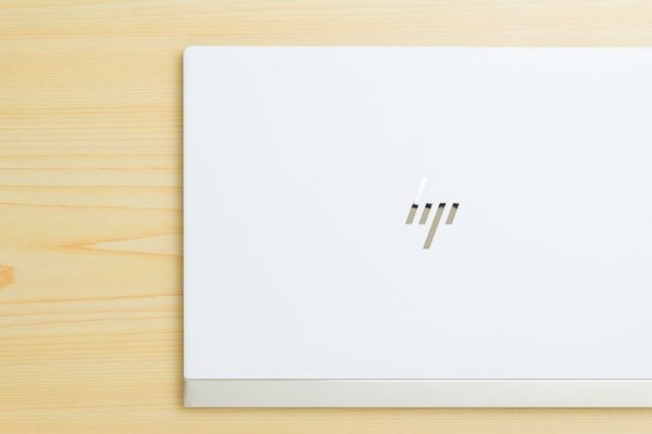 HP Spectre 13-af000 レビュー