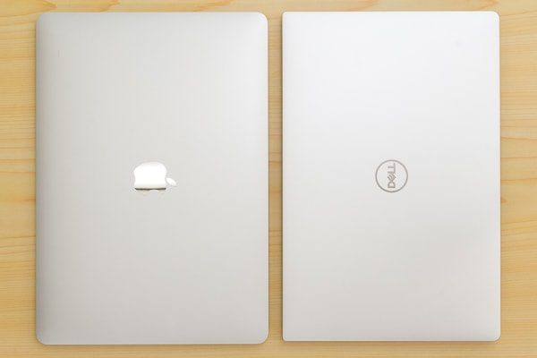 MacBook Pro 13との比較