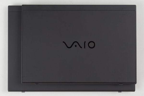 VAIO S13との比較