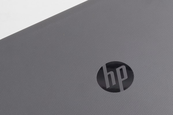 HP 250 G6　天板のデザイン