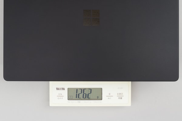 Surface Laptop 2 重量の実測値