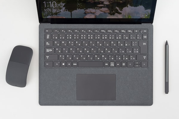 Surface Laptop 2 アクセサリ