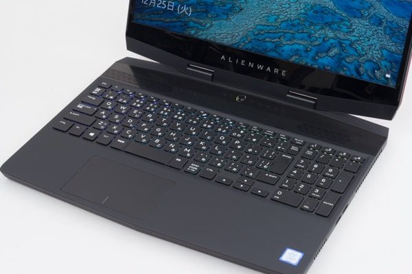 ALIENWARE M15 キーボード面