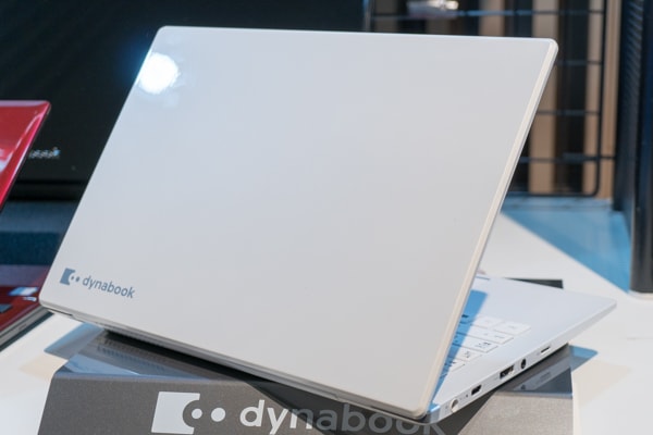 dynabook G パールホワイト