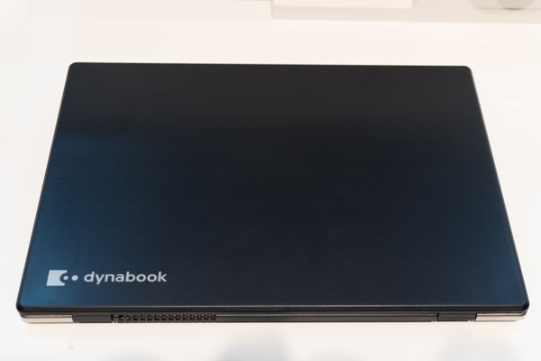 dynabook G 本体カラー