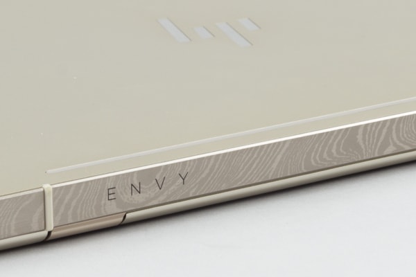 HP ENVY 13-ah0000 ダマスカス鋼