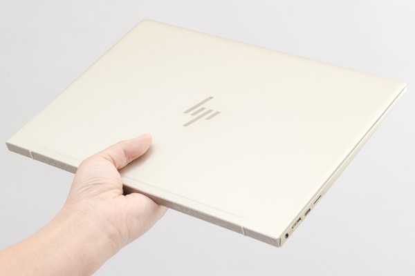 HP ENVY 13-ah0000 小ささ