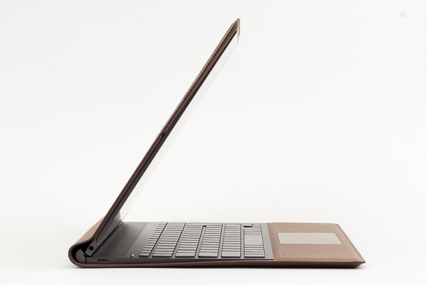 HP Spectre Folio 13 厚さ