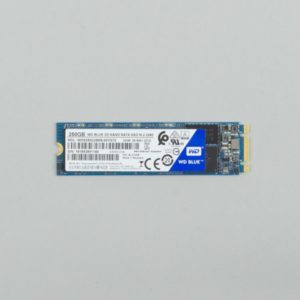 SATA接続のM.2 SSD