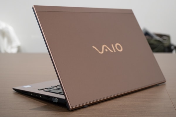 VAIO SX14 ブラウン