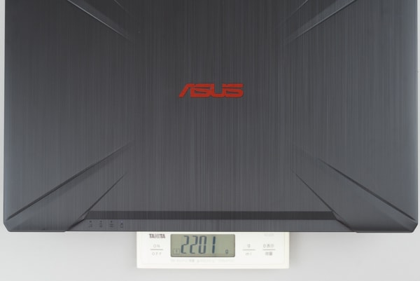 ASUS FX504 重さ