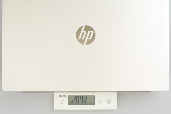 HP Pavilion 15-cu0000 重さ