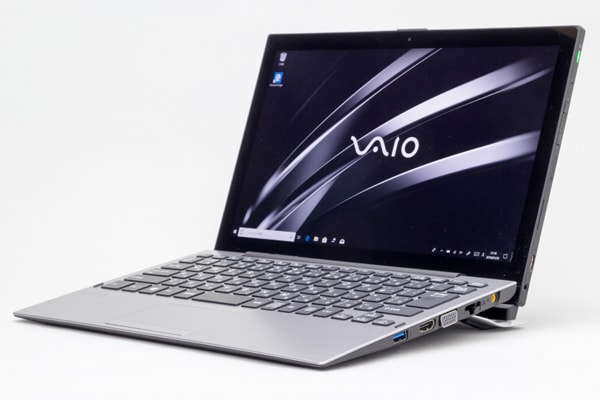 VAIO A12 外観