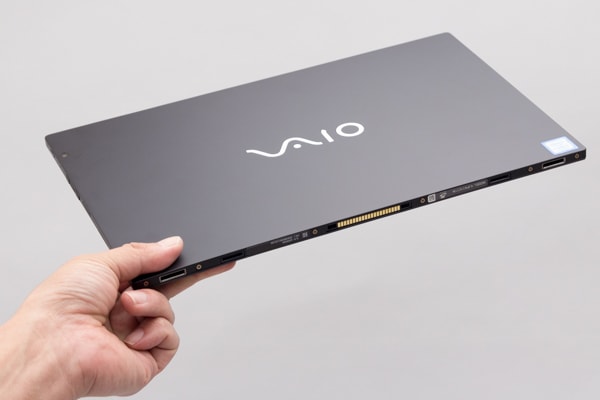 VAIO A12 軽さ