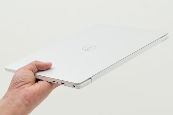 XPS 13 (9380) 軽さ