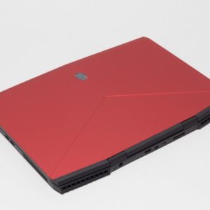 ALIENWARE M17 ネビュラレッド