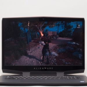 ALIENWARE M17 明るさ