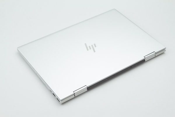 HP ENVY 15 x360 デザイン