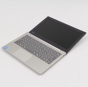 Ideapad S130 (11) 液晶ディスプレイの最大角度