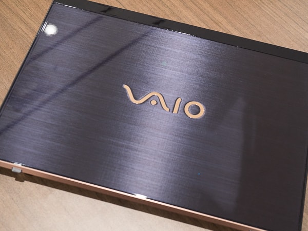 VAIO SX12 勝色