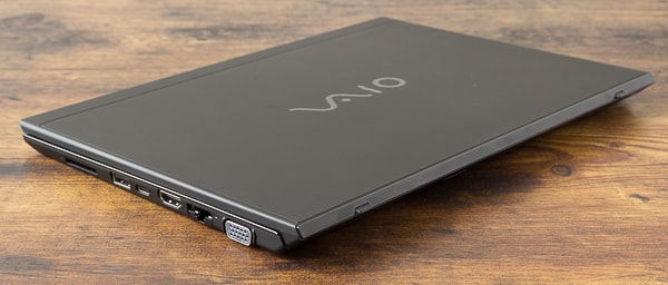 VAIO SX12 | ALL BLACK EDITION 薄さ