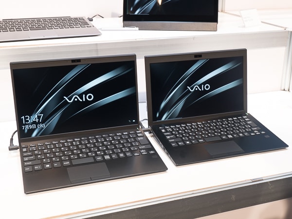 VAIO SX12 | ALL BLACK EDITION 前モデルとの比較