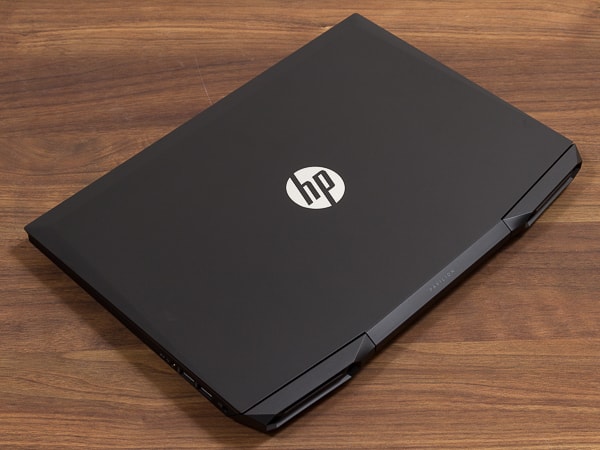 HP Pavilion Gaming 15-dk0000 天板