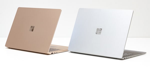 Surface Laptop 3 サンドストーンとプラチナ