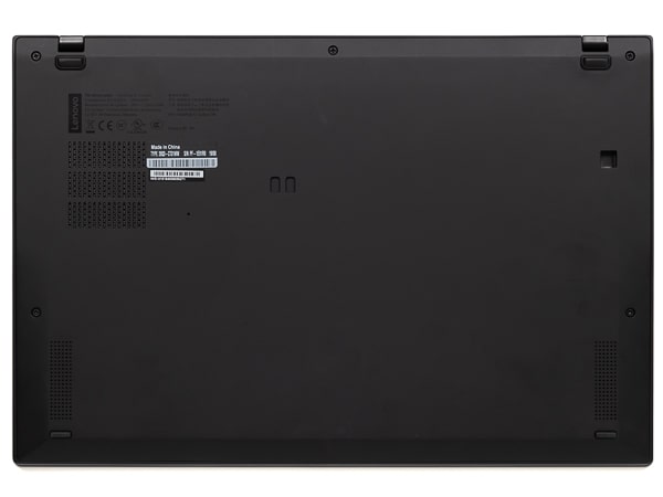 ThinkPad X1 Carbon 2019年モデル 底面