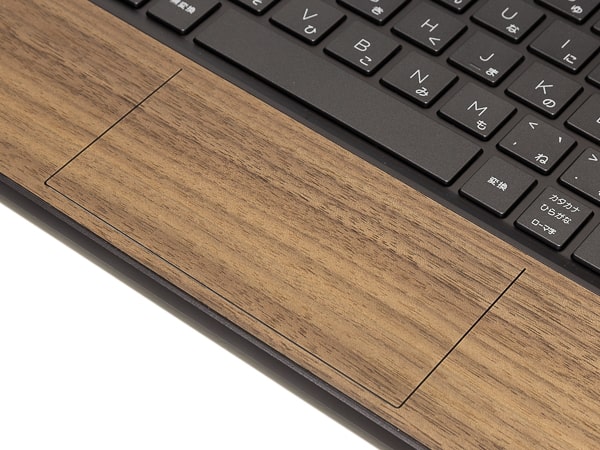 HP ENVY x360 13 Wood Edition タッチパッド