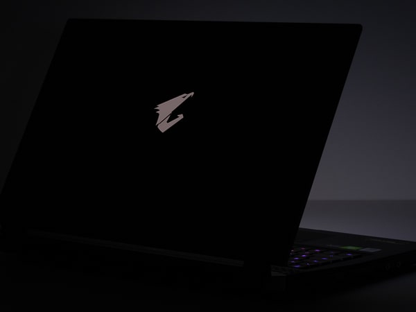 AORUS 17G LED