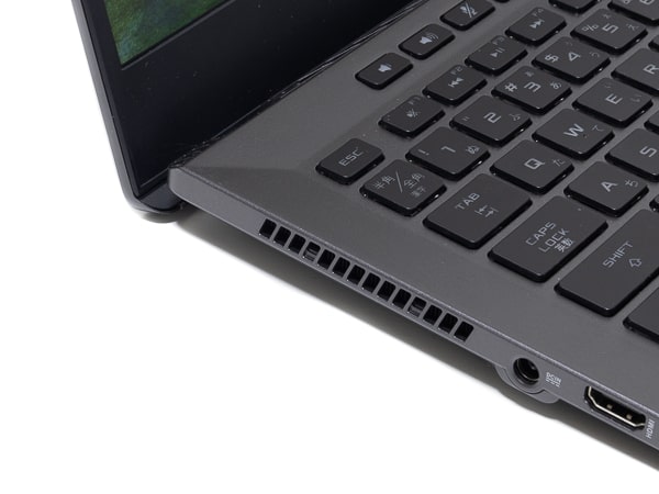 ROG Zephyrus G14 排気口