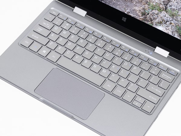 BMAX MaxBook Y11 パームレスト