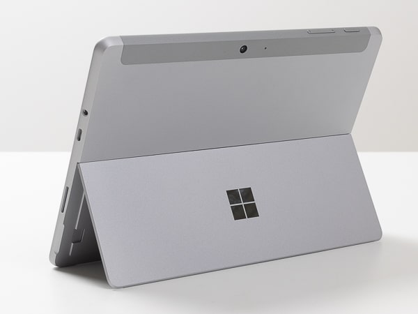 Surface Go 2 キックスタンド