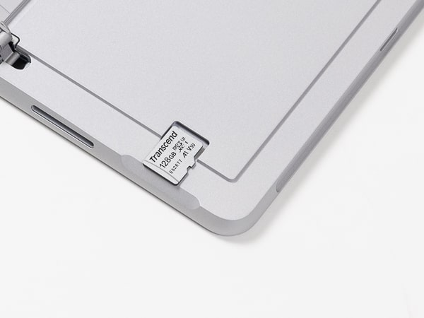 Surface Go 2 microSD