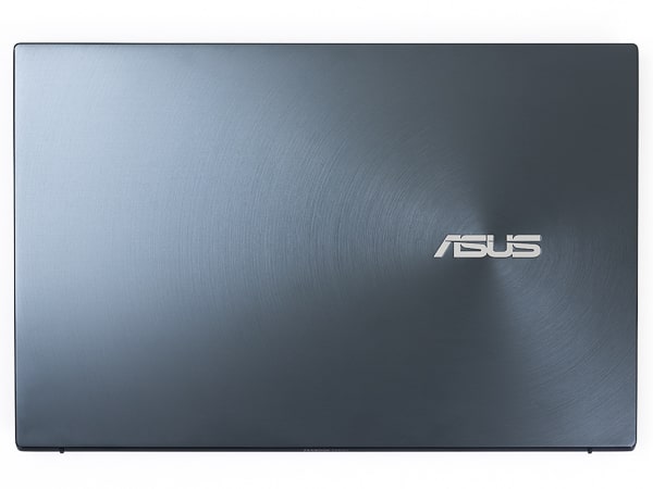 ASUS ZenBook 14 UM425IA サイズ