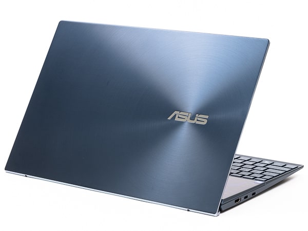 ZenBook Duo 14 UX482EG　天板