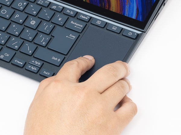 ZenBook Duo 14 UX482EG　タッチパッド