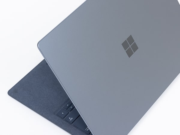 Surface Laptop 4 13.5インチ　外観