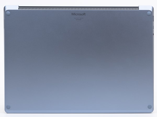 Surface Laptop 4 13.5インチ　底面