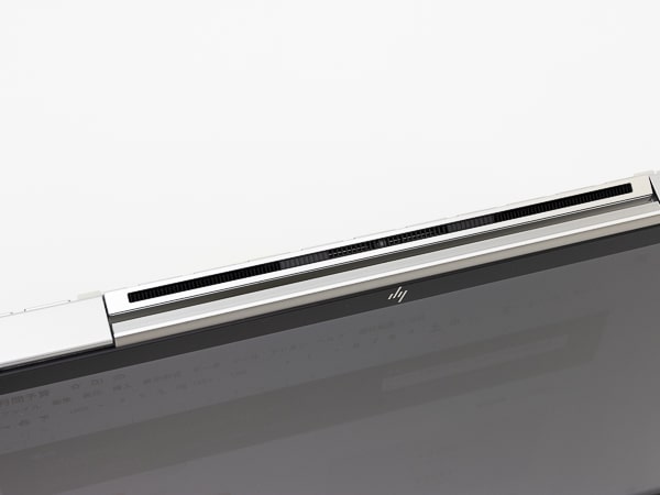 HP Chromebook x360 13c　排気口