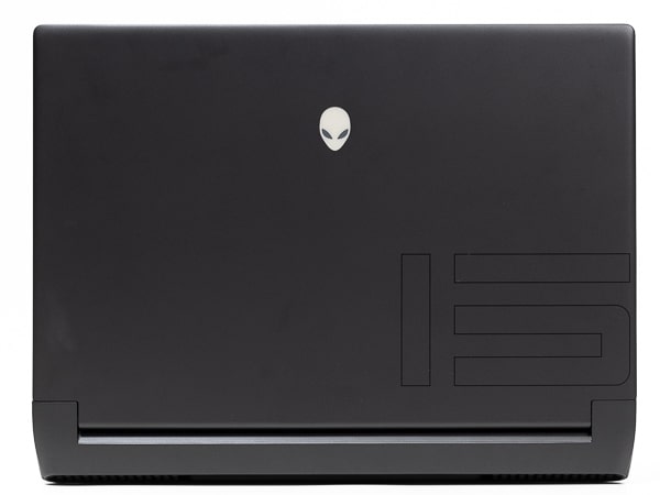 Alienware m15 Ryzen Edition R5　サイズ