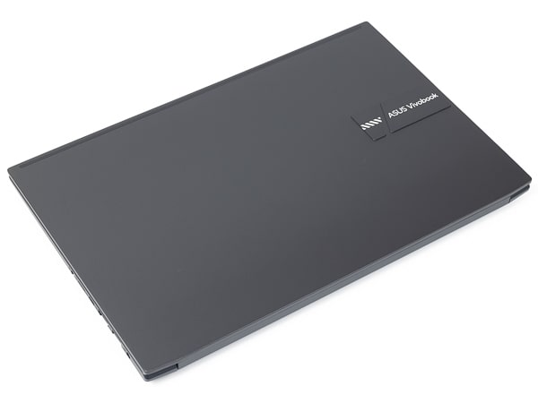 Vivobook Pro 15 OLED M3500QA　外観