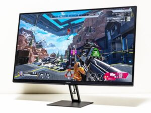 リフレッシュレートは最大165Hz。ガチのFPS / TPSプレーヤーのなかには240Hz以上を選ぶ人が増えており、165Hzはどちらかと言えばエントリー（入門）～ミドルレンジ（中級）クラスです