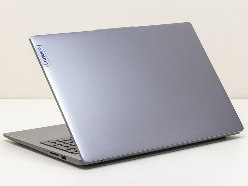 IdeaPad Slim 3 Gen 8 15.6型 (AMD)